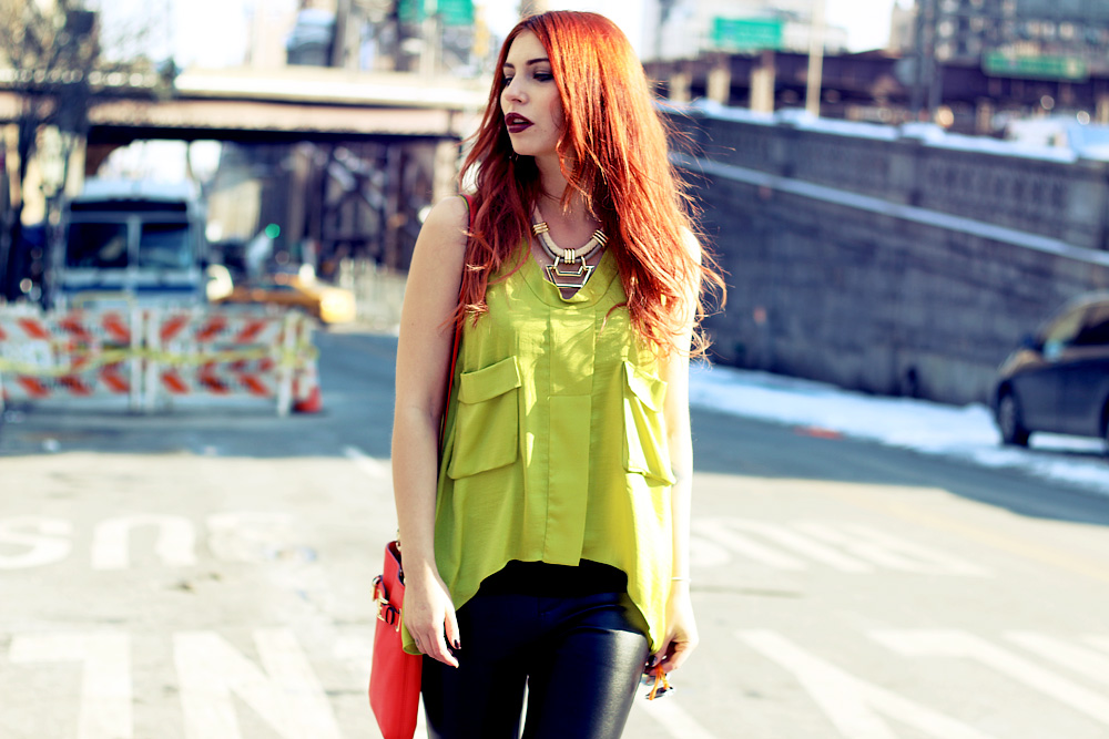 Masha Sedgwick New York Frühling Trend 2014 Blogger Streetstyle Outfit Style Look bunt Vitamin Farben Michael Kors Tasche BCBG Max Azria Forever21 Seidentop neongrün grasgrün Kombinieren Fashion Week
