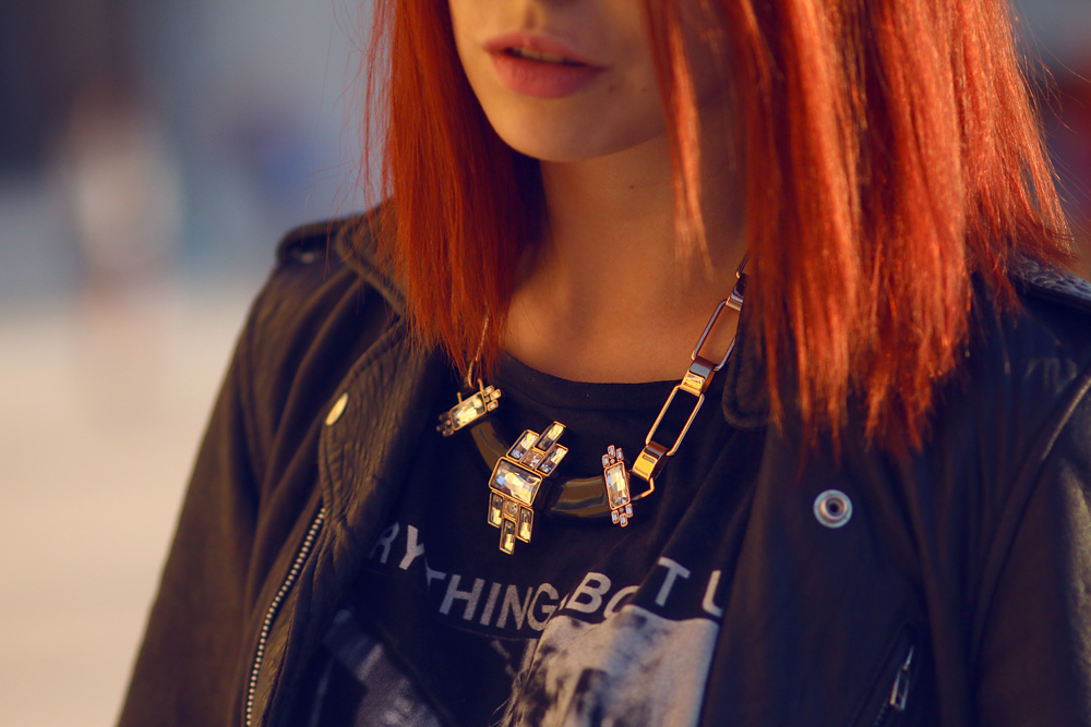Masha Sedgwick party grunge gold pailetten rock bronze bandshirt mango hoss intropia dryberg kern lederjacke rockig alternativ urban cool style outfit blogger mode