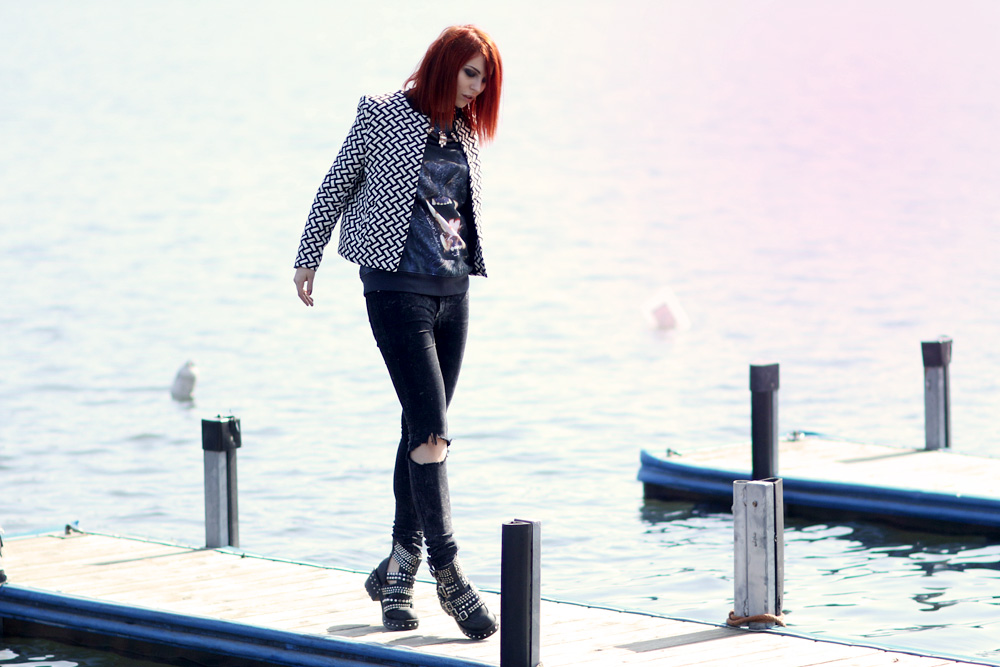 Masha Sedgwick grafik trend muster jacke grafisches schwarz weiss blazer chanel urban cool outfit mode blogger blog berlin 2014 inspiration