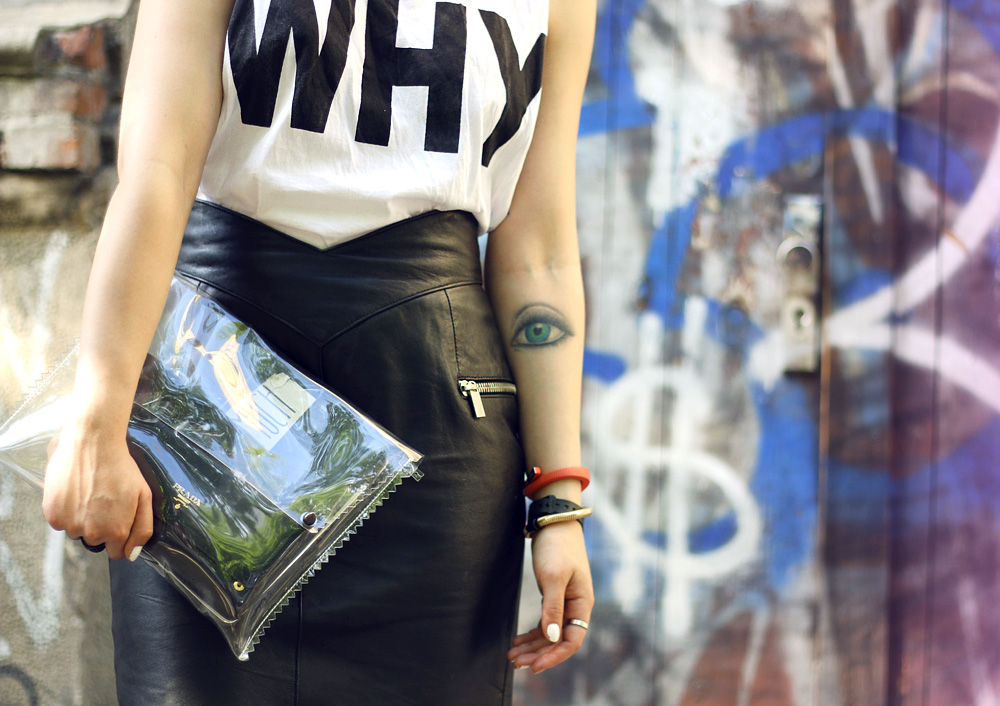 Masha Sedgwick Supertrash sexy outfit stilvoll stylish fashion lederrock reißverschluss zipper rock n roll midi leather skirt why not shirt studded berlin mode blogger 2014