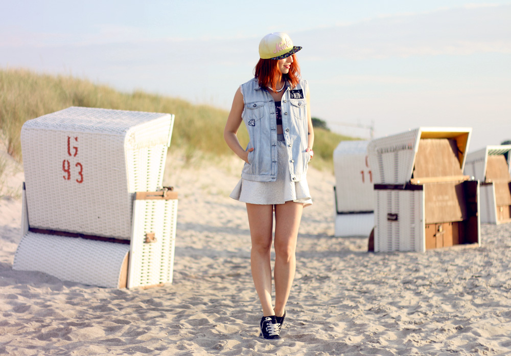 Masha Sedgwick candy colors pastell festival outfit street style look fashion mode blogger berlin ostsee strand kleidung c&a vans eleven paris weisser rock
