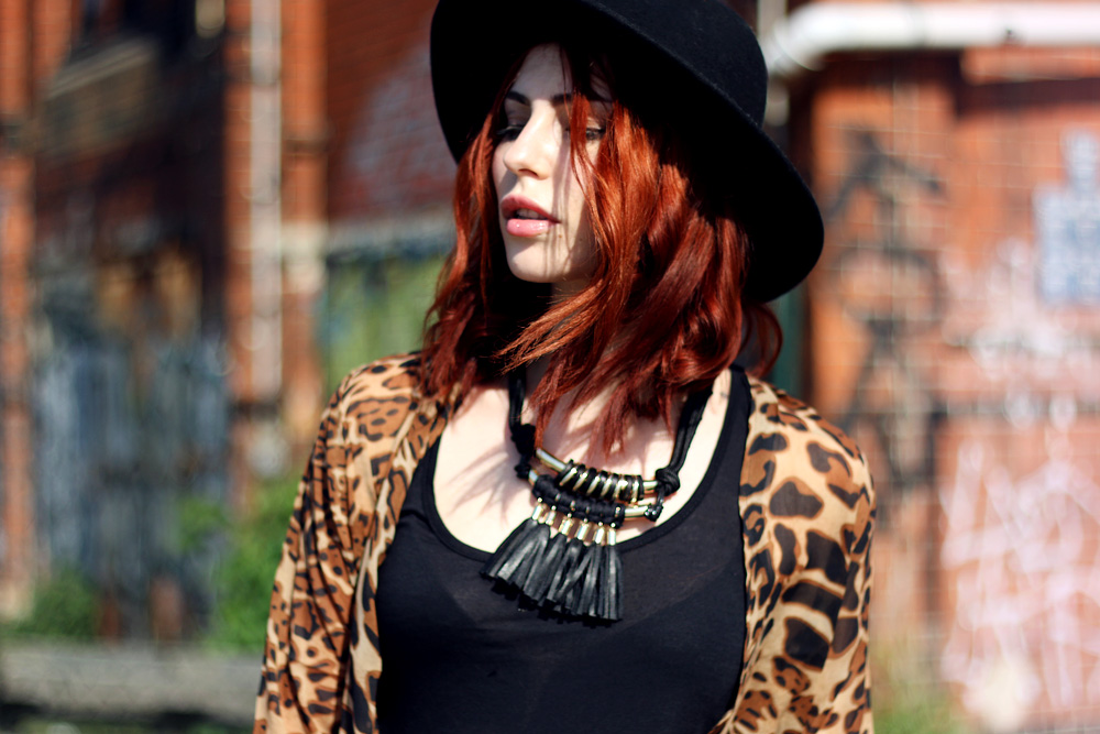 Masha Sedgwick cllct leo muster ways to wear pattern leo kimono fashion mode blogger festival outfit street style bekleidet likeariot zukkermädchen the3rdvoice