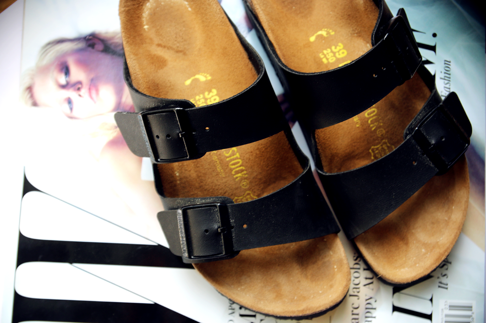 Masha Sedgwick Chic Outlet day trip shopping shoppen einkaufen marken review blogger mode jimmy choo outlet birkenstock kombinieren travel kit lancome deutsch flughafen berlin münchen ingolstadt