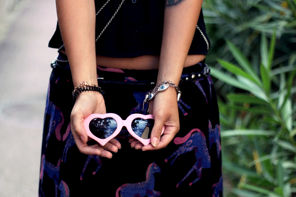 minkpink pink pony unicorn outfit river island heart shaped glasses sunnies festival summer