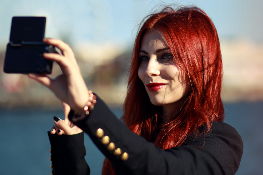 samsung nx mini helsinki follow me around review erfahrung selfie qualität