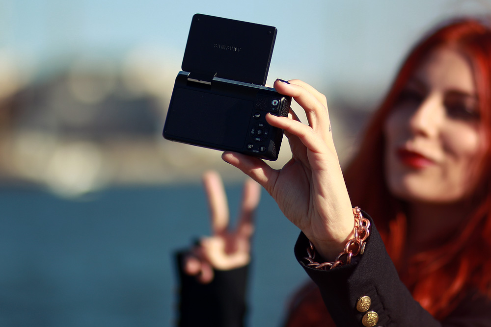 samsung nx mini helsinki follow me around review erfahrung selfie qualität
