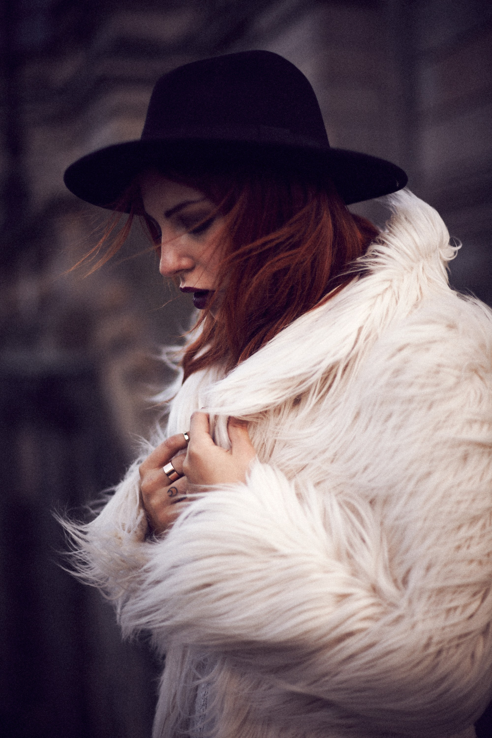 masha sedgwick fake fur coat white street style winter berlin grunge