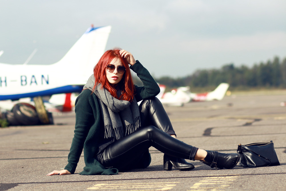 shooting old airfield location empty airport fashion haunted helsinki sightseeing flight outfit modstöm grunge fashion blogger