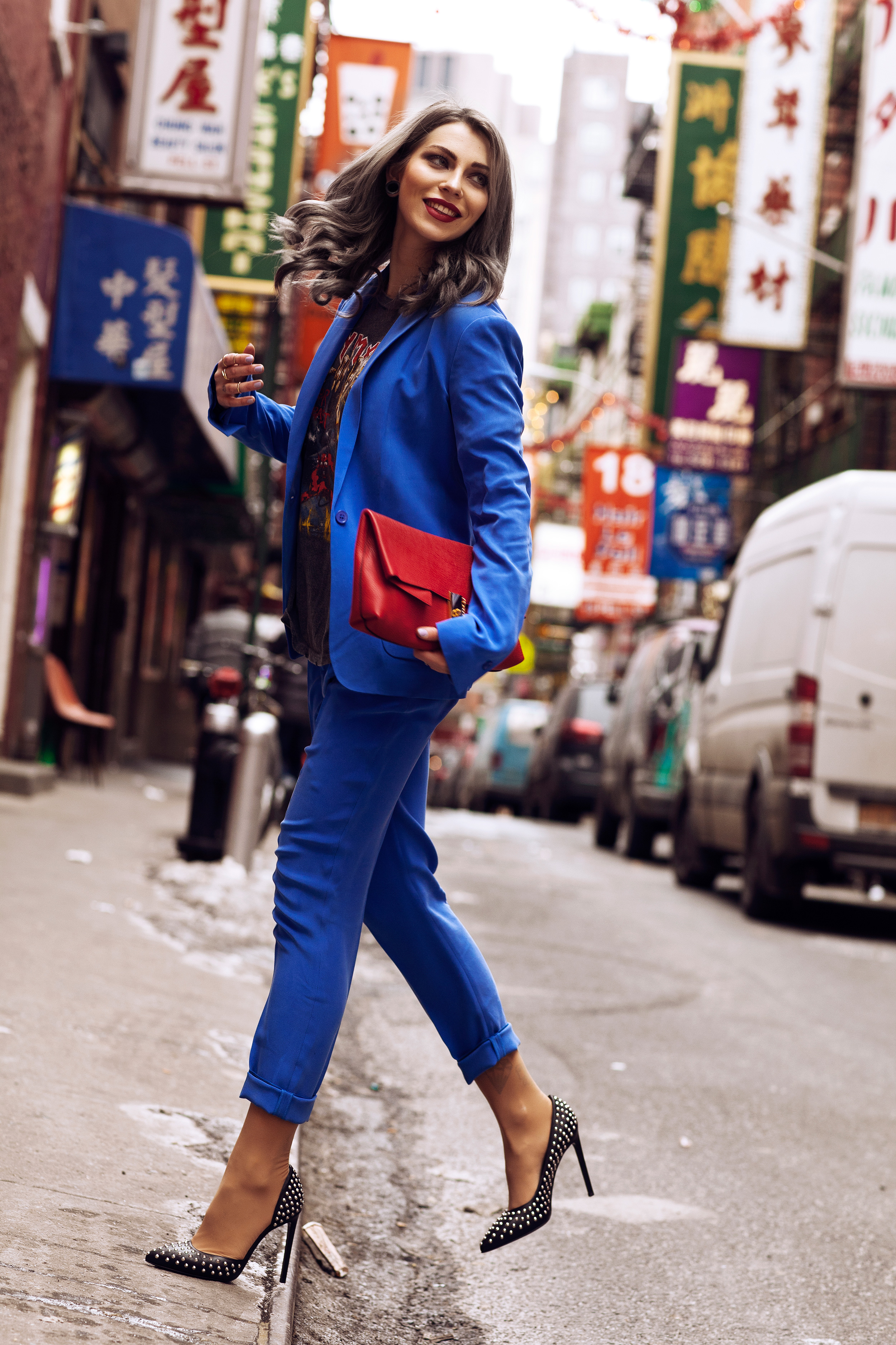 new york street style masha sedgwick german fashion blogger berlin nyfw15 outfit barbara bui suit chloe bag saint laurent shoes colors trends modeblog