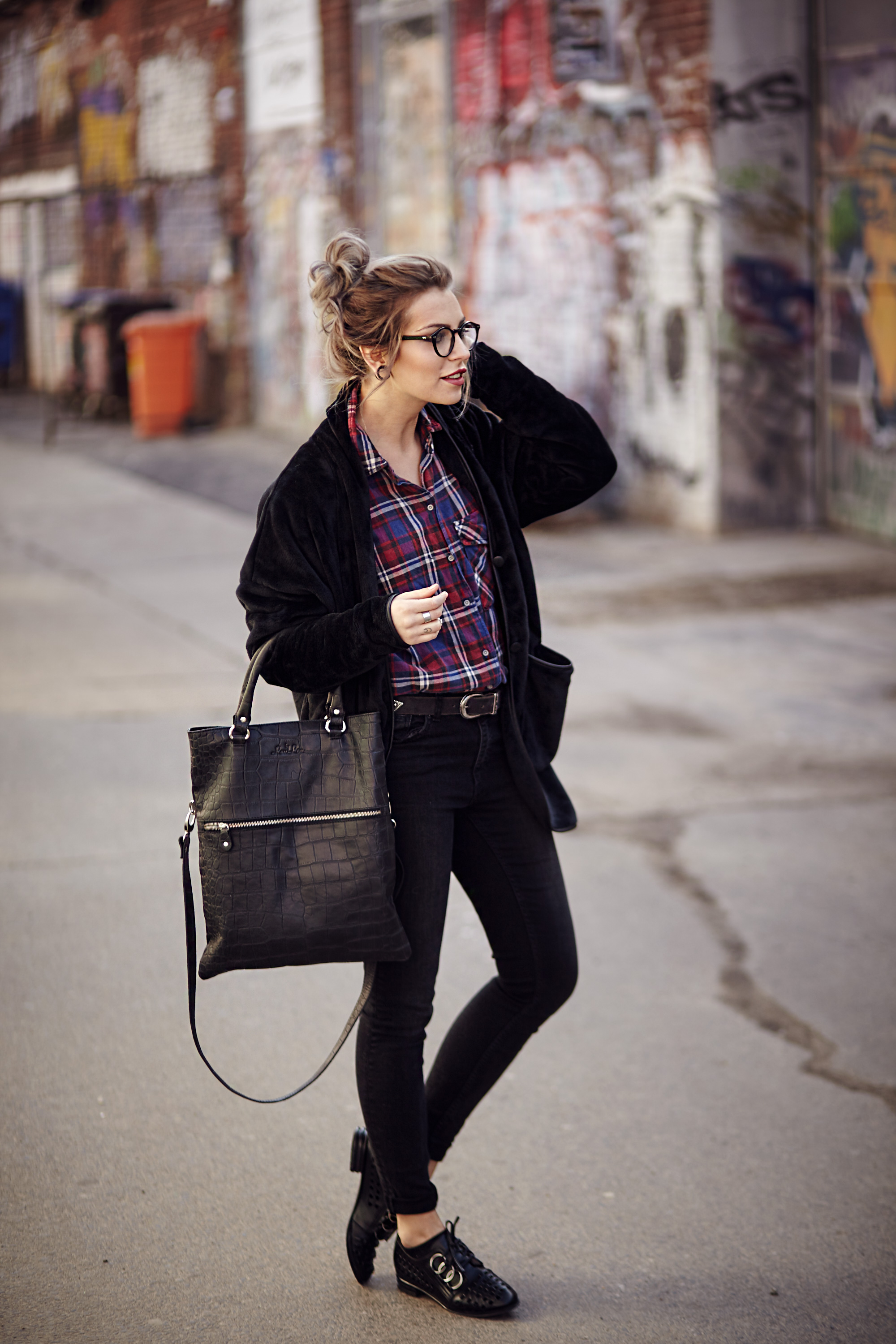 casual-sunday-outfit-glasses-2