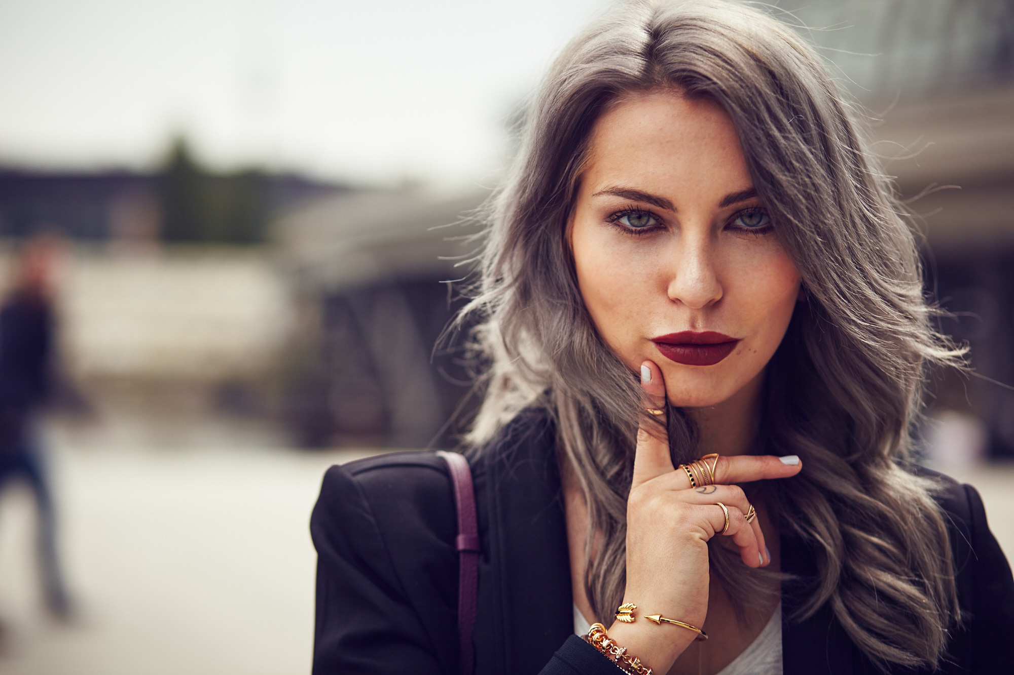 casual-levis-converse-outfit-5