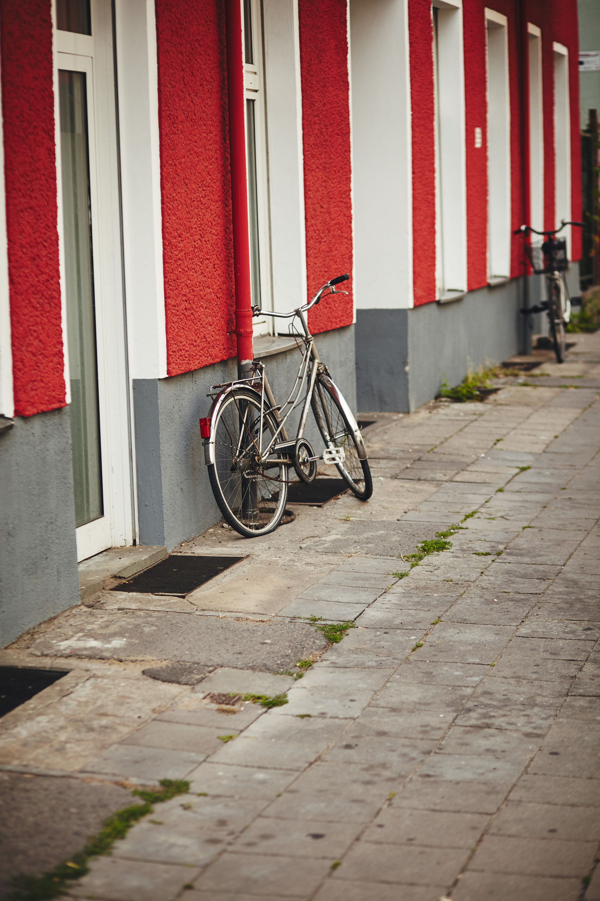 nude-pencil-skirt-casual-classy-10