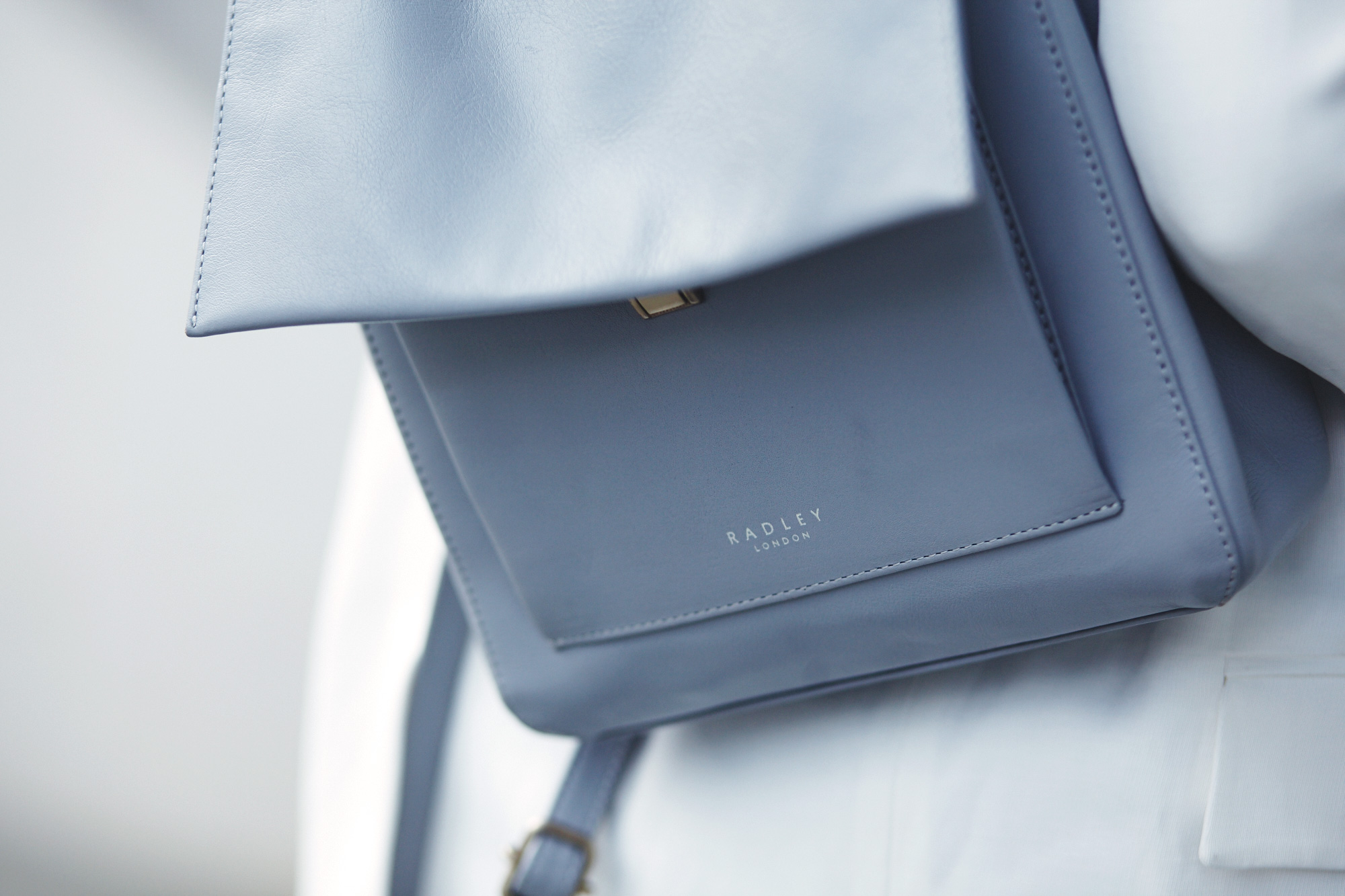 outfit-pastel-colors-white-clean-5