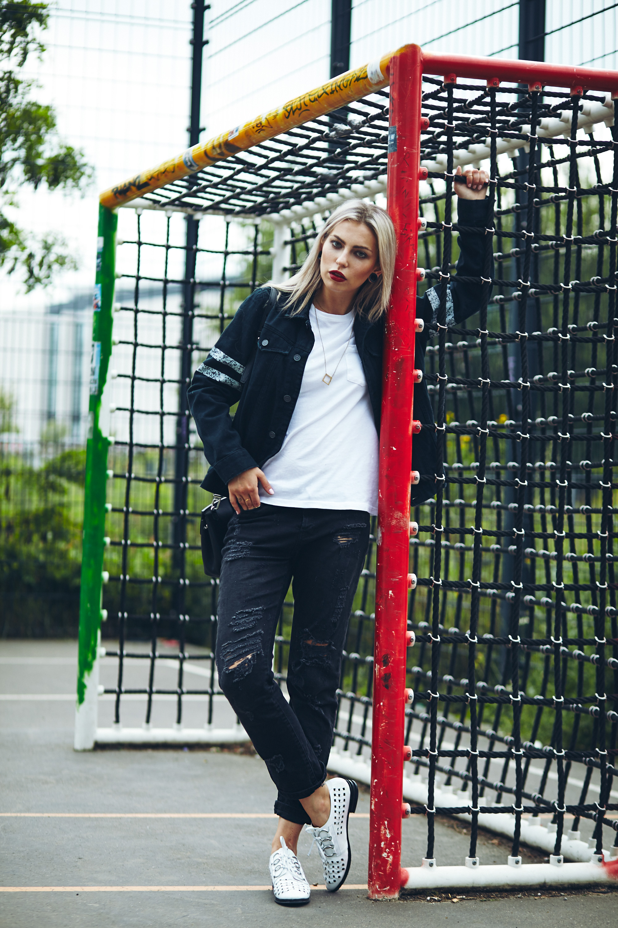 outfit-shooting-basketball-sporty-8