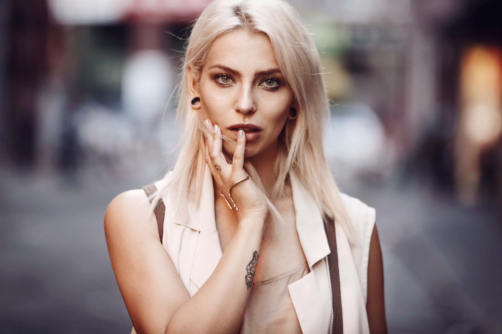 street style shot in Chinatown/New York during fashion week via Masha Sedgwick