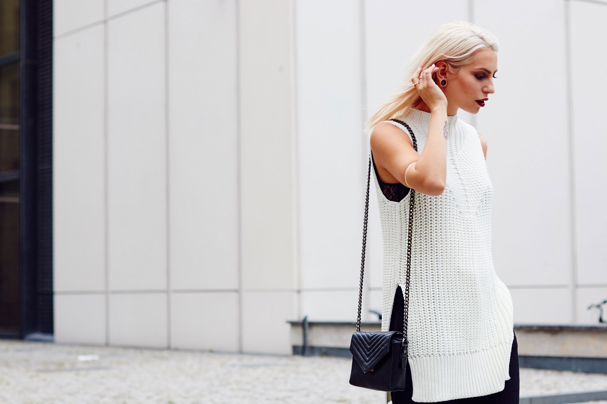 Street style from Berlin / Germany via Masha Sedgwick
check the fashion blogh for more details