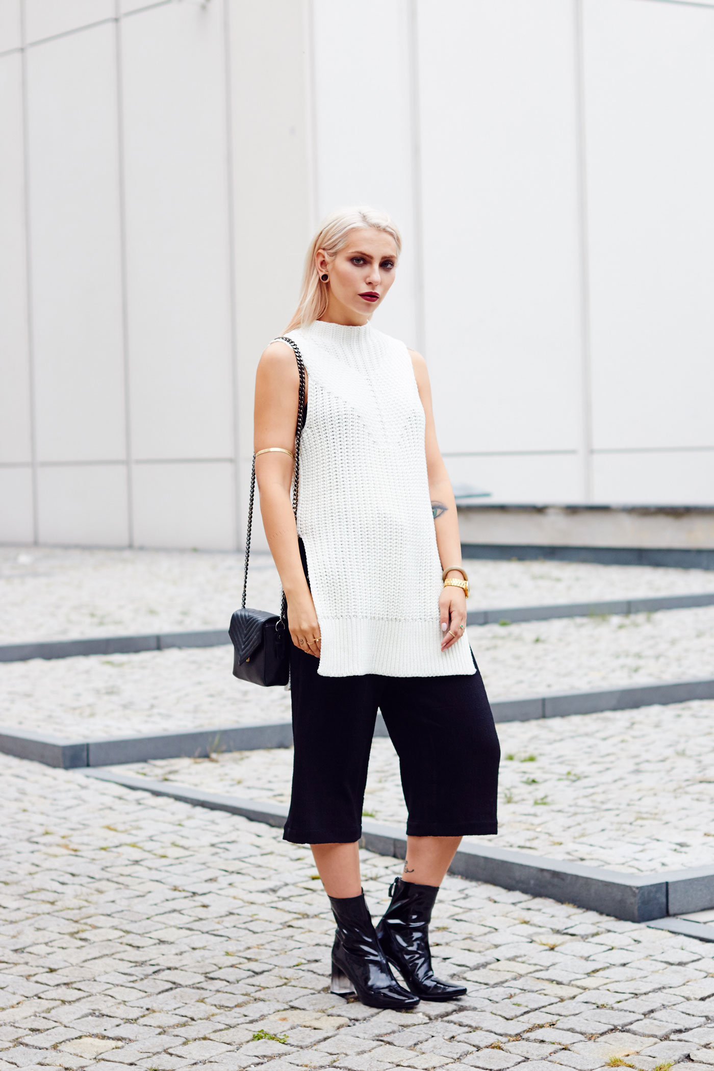 
Street style from Berlin / Germany via Masha Sedgwick
check the fashion blogh for more details