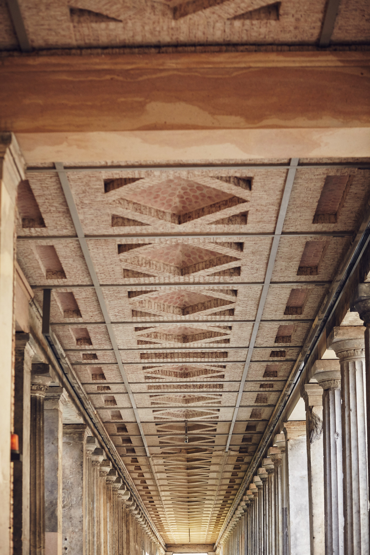Street style from Berlin | Masha Sedgwick is wearing a brown culotte, a black vest and a cropped shirt