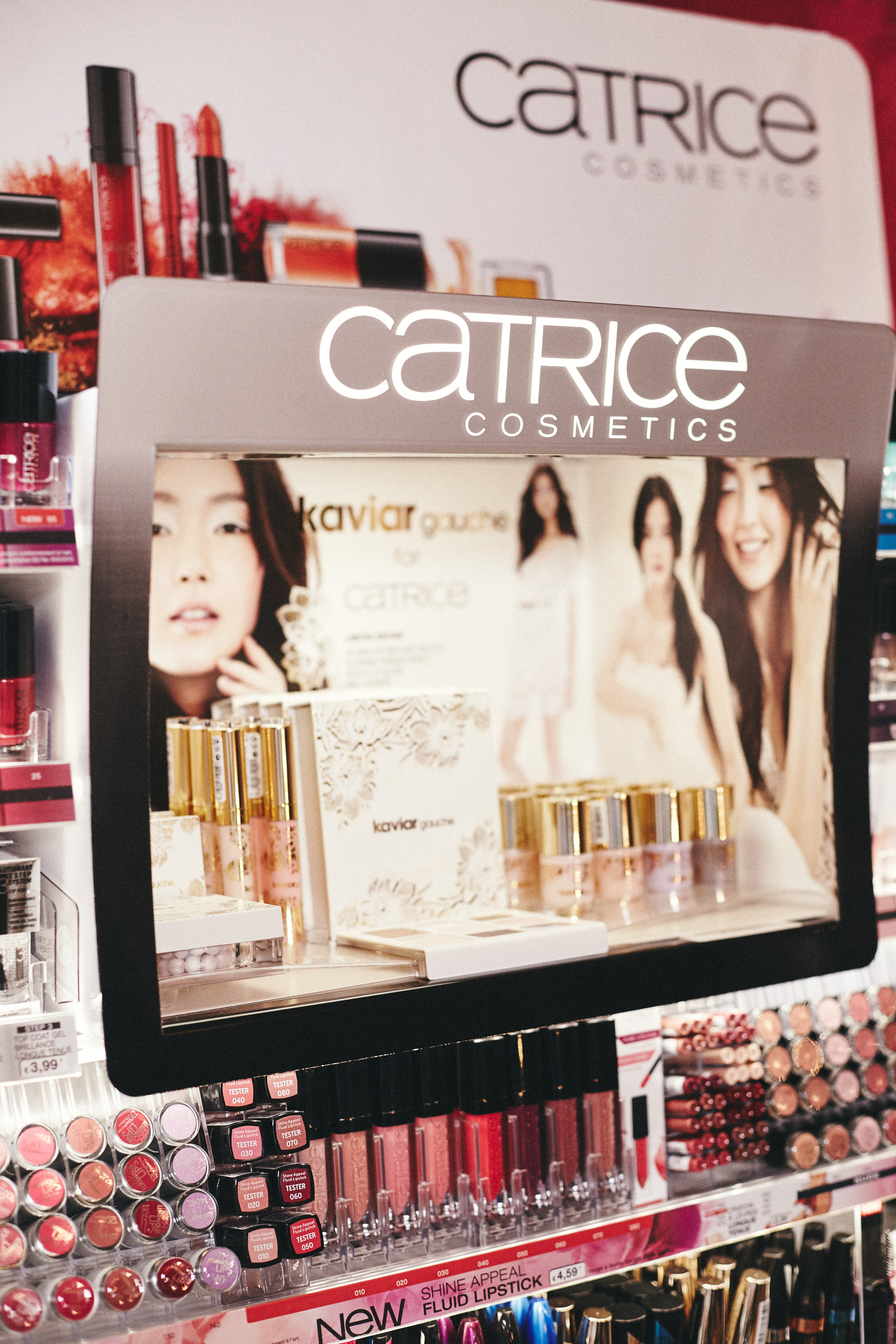 The Kaviar Gauche Show during Paris Fashion Week | Bridal Couture Show | Make up: Catrice Cosmetics