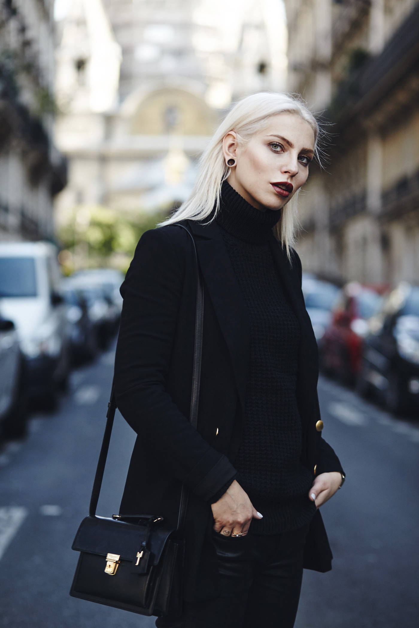 Outfit: Black Forest | via german fashion blogger Masha Sedgwick | wearing the new Timberland collection | all black everything 