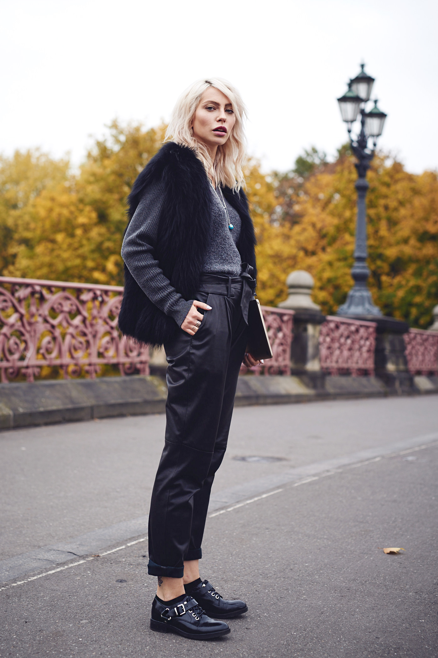 Outfit: the one that got away via Masha Sedgwick | Lutherbrücke in Berlin | Fashion Blog from Germany