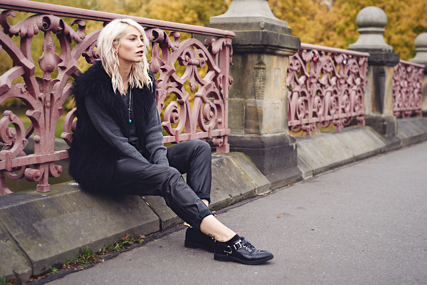 Outfit: the one that got away via Masha Sedgwick | Lutherbrücke in Berlin | Fashion Blog from Germany