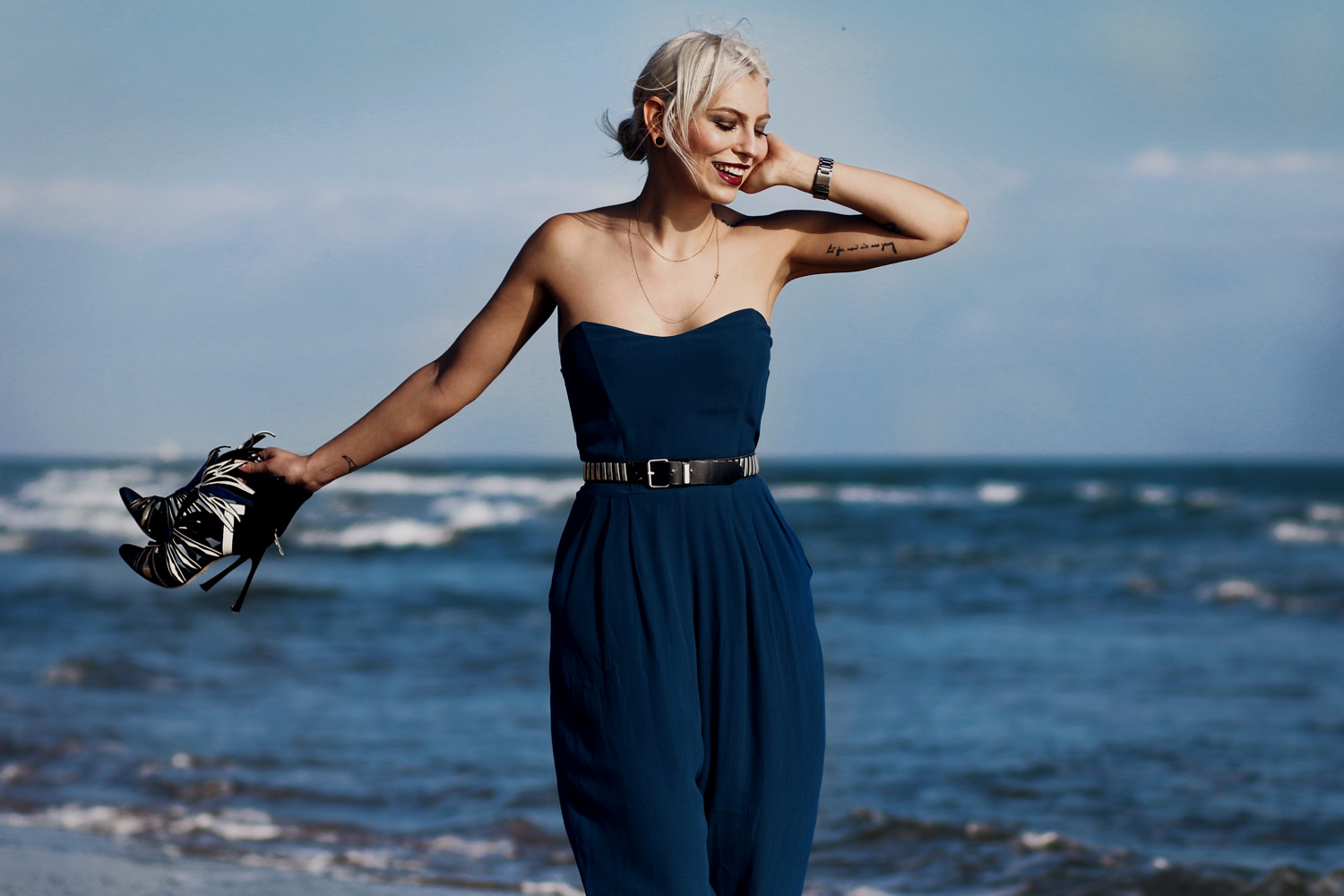 view more details on my blog | wearing a blue, strapless jumpsuit at the beach | 5 Preview | Sergio Rossi | Outfit, Fashion, Beach, Editorial