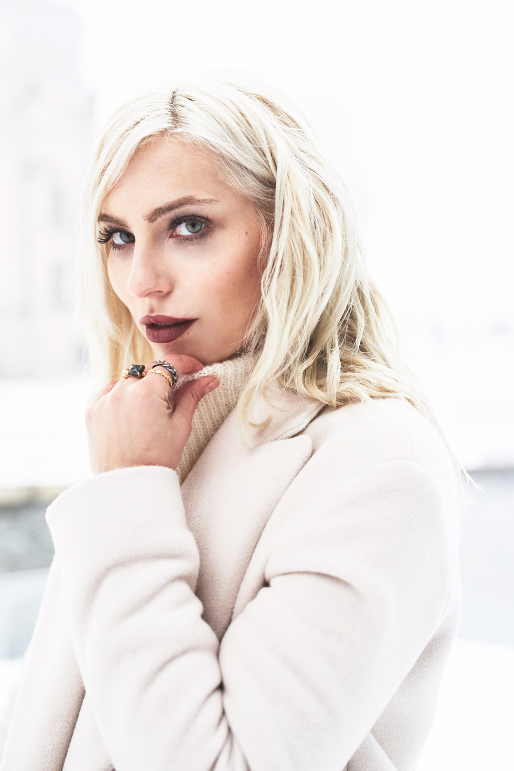 all-white-everything-outfit-2