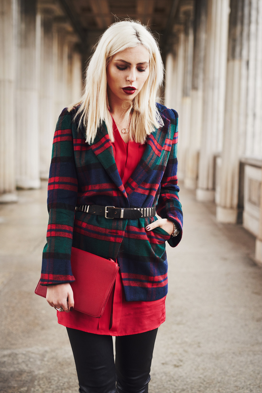 read the full post on my blog | Valentinstag | rotes Kleid | Kala Berlin | outfit