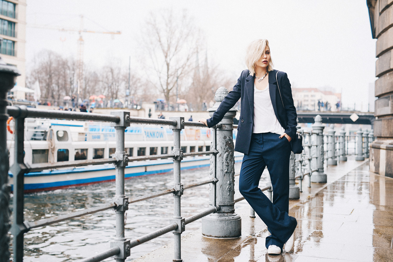 dresscode: office | view more details on my blog | blue two piece | outfit | stylish | fashion | casual