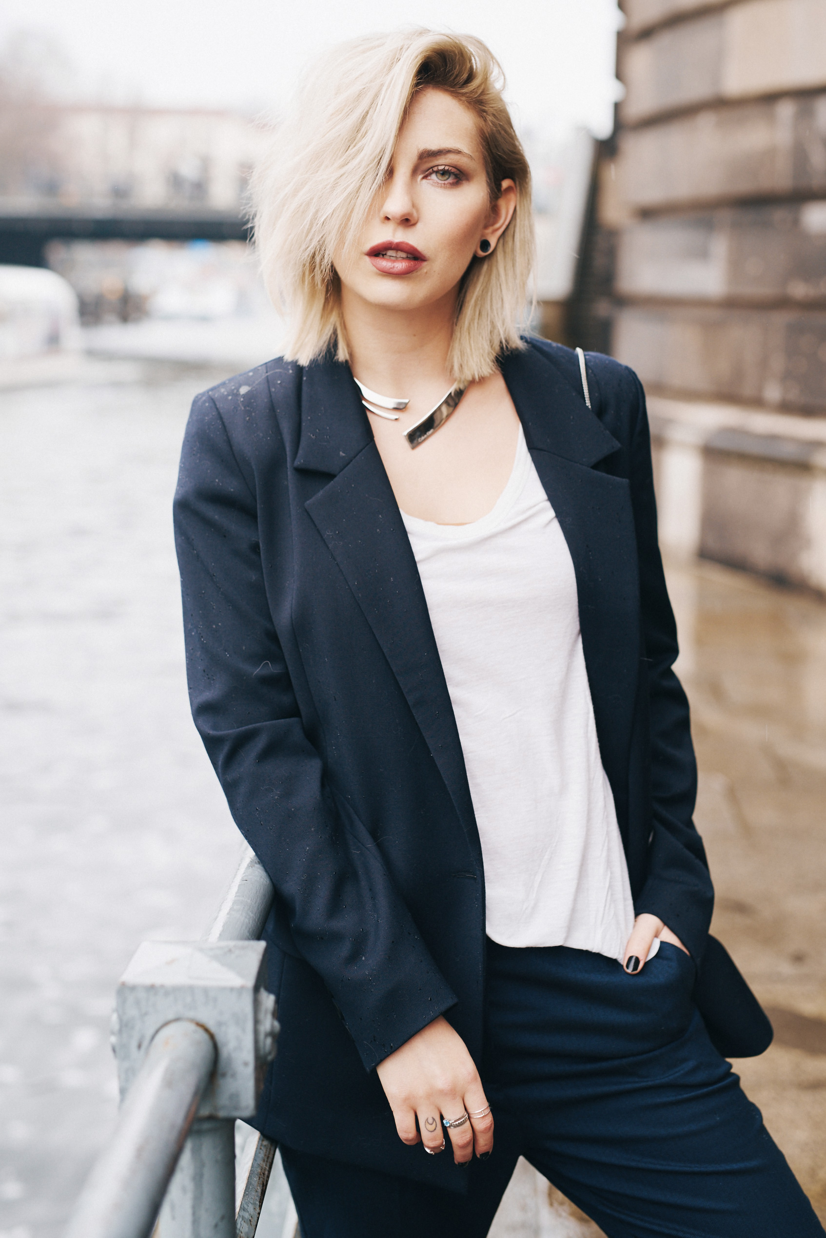 dresscode: office | view more details on my blog | blue two piece | outfit | stylish | fashion | casual