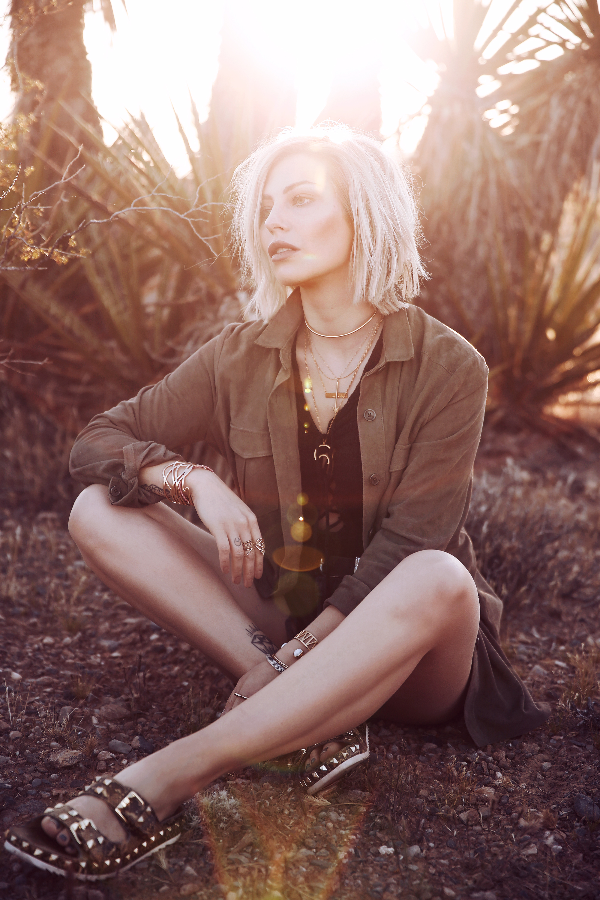 Safari style meets Boho | view more pictures on my blog | in the desert of California | Coachella | Fashion | outfit | summer