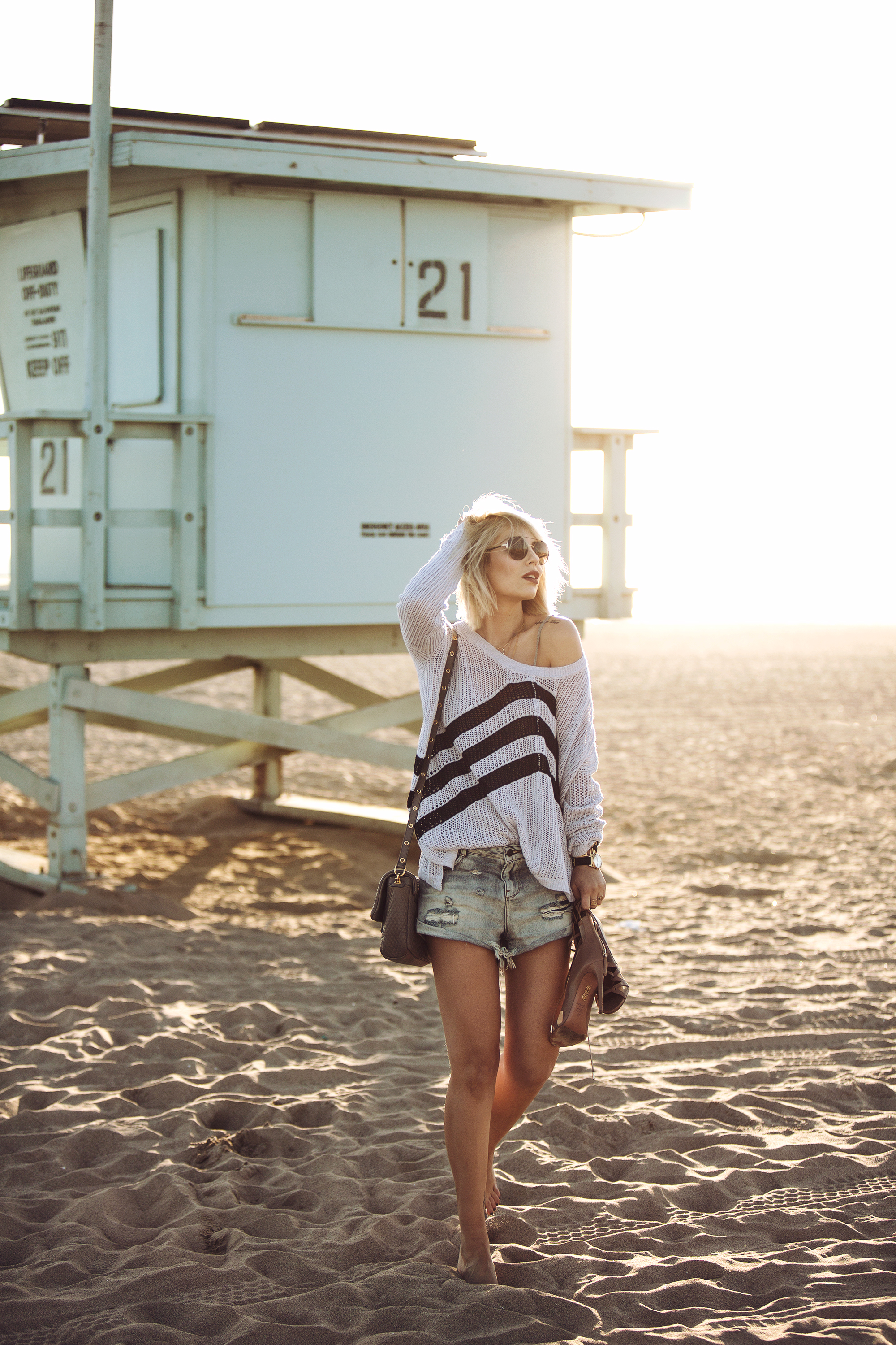 view more pictures on my blog | my outfit was taken at Venice beach | sundown | fashion | relaxed, casual