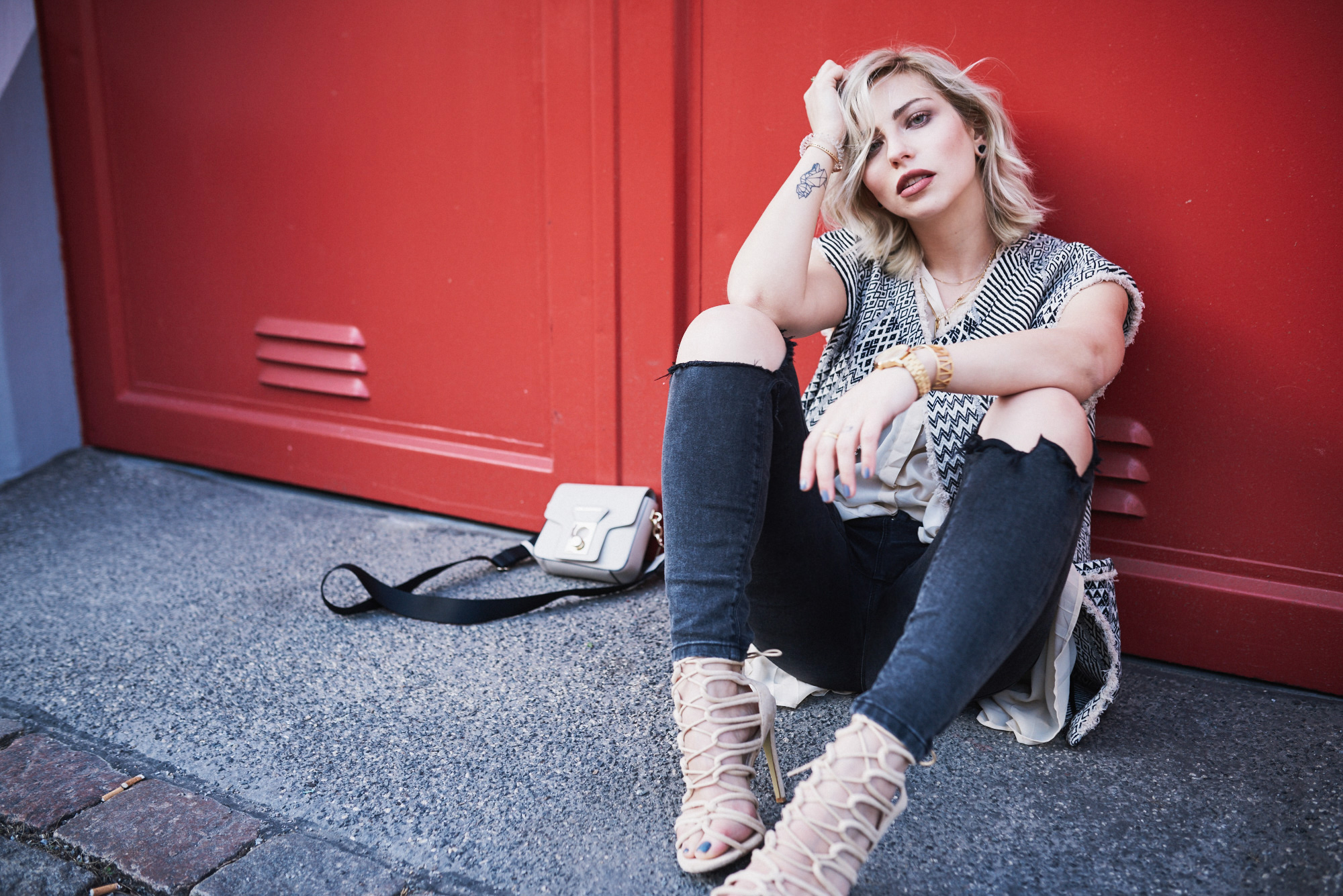 view more details on my blog | How to style a oversize vest | Boho fashion from Berlin | outfit |