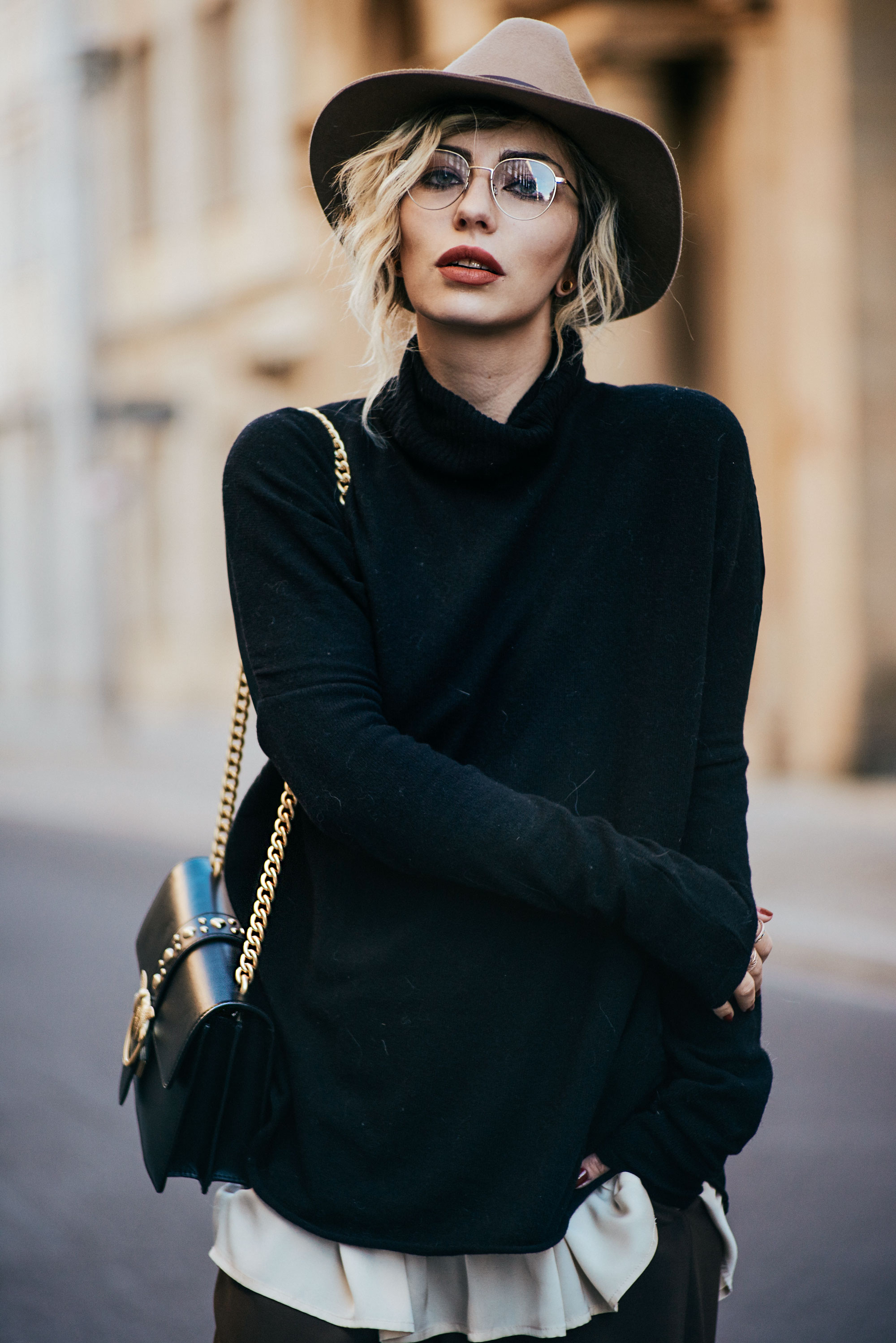 Masha Sedgwick | Blog | Germany | Berlin | Outfit | Dandy | Essentials | Black Friday