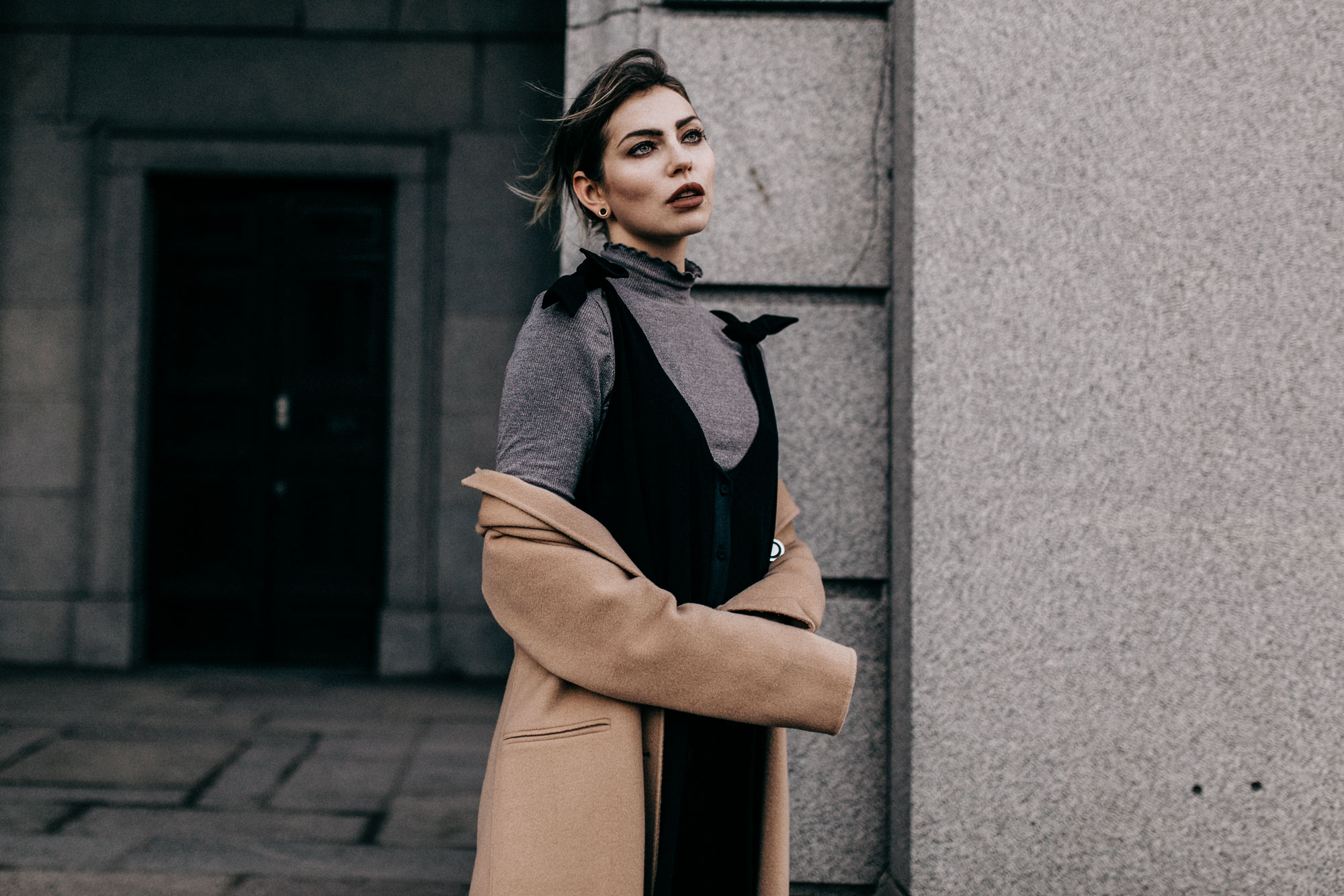 How to wear a summer dress in winter | location: The Royal Palace in Stockholm | labels: Pinko, Nobi Talai, Topshop, Anya Hindmarch, 3.1 Phillip Lim