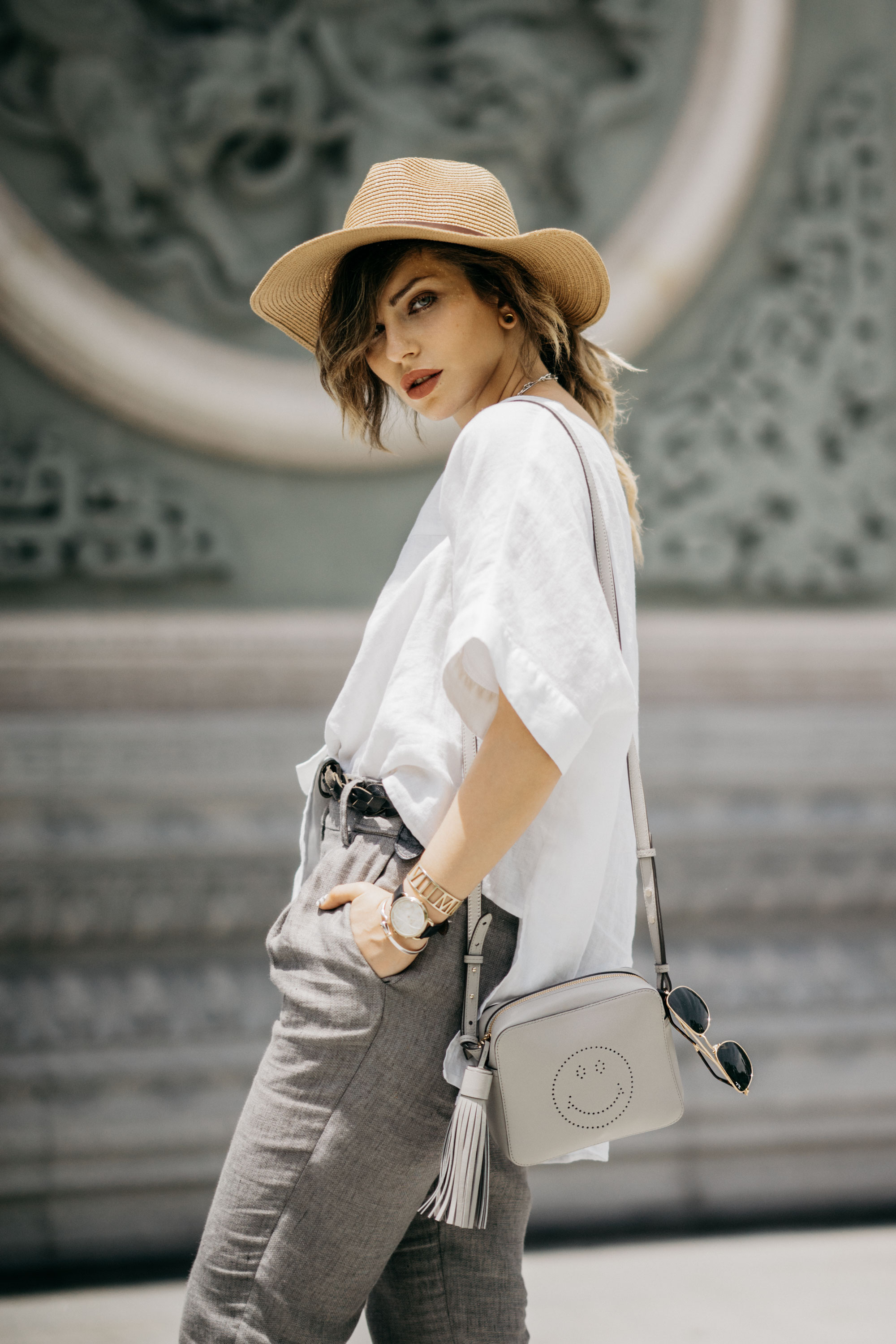 Masha Sedgwick, Slow the world down, Taiwan, Outfit, how to style a white blouse, summer outfit, casual, Berlin fashion blogger