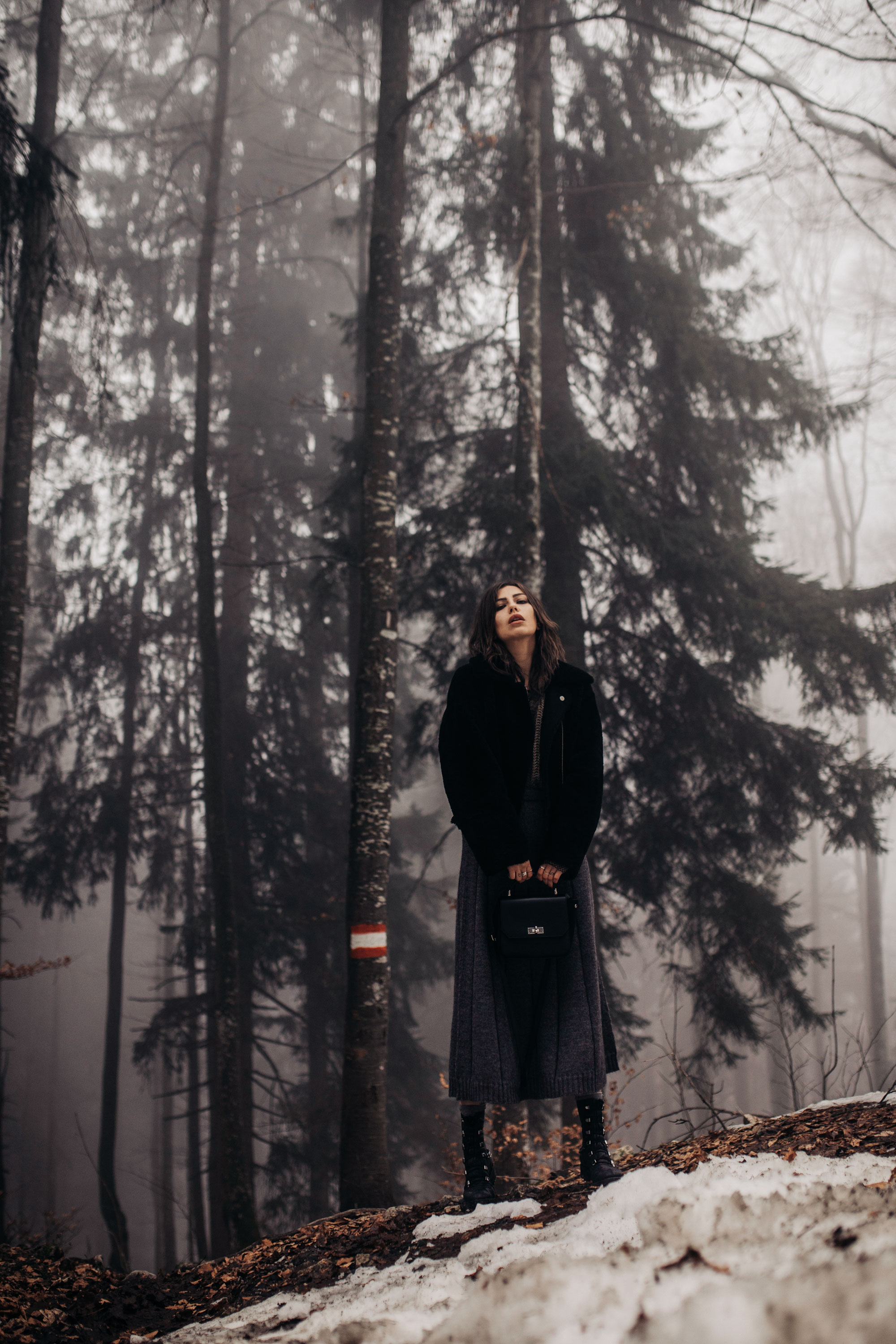 column about time | location: Königsberger See, Bavaria, Germany, Austria, mountains, nature, winter | fashion editorial shooting | generation Y