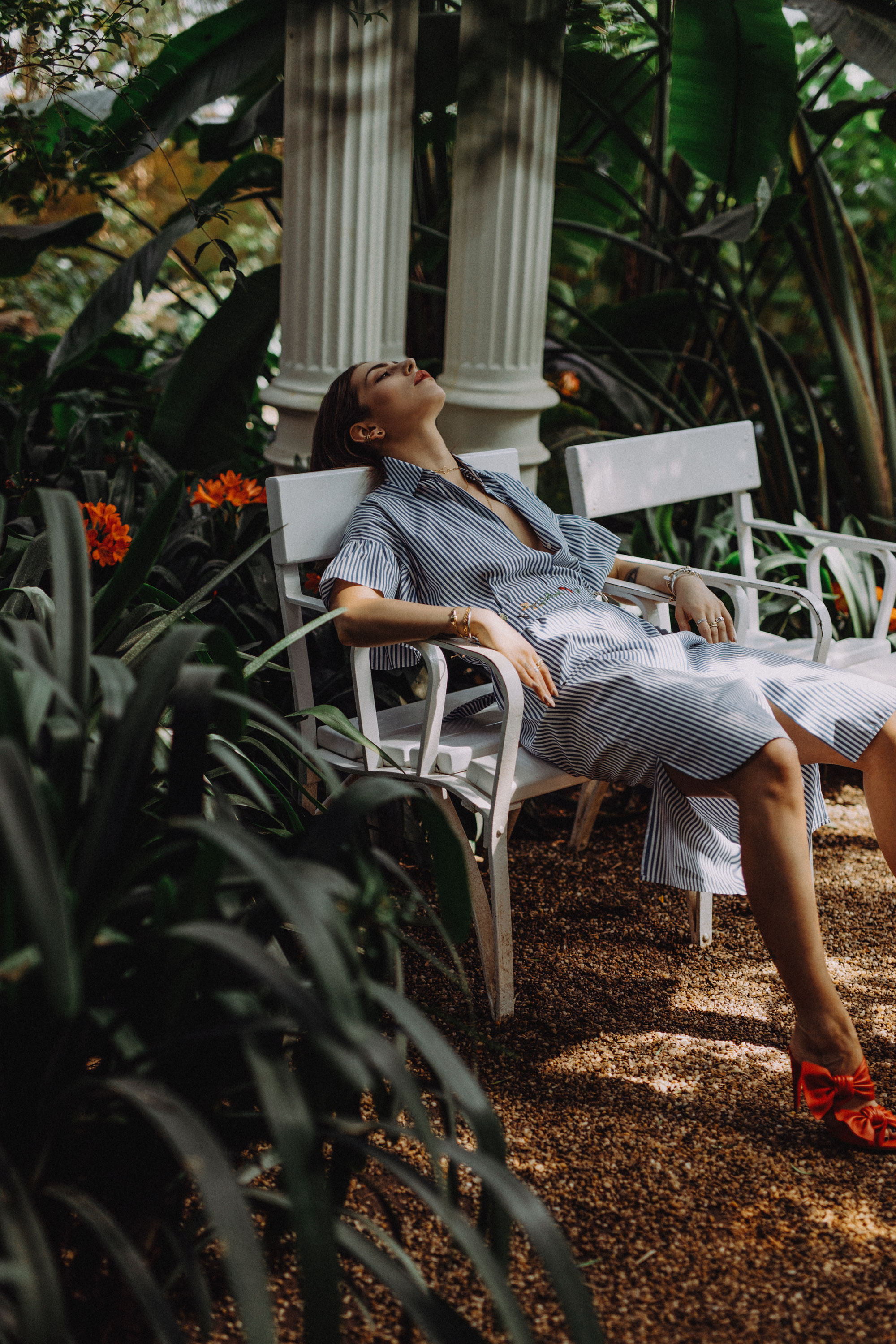 Greenery | Happy | Botanical Garden | Fashion | Style | Blogger | Masha Sedgwick | floral | summer | spring | dress | outfit | look | inspiration | editorial photography | Vienna | Austria | Palm house | dress