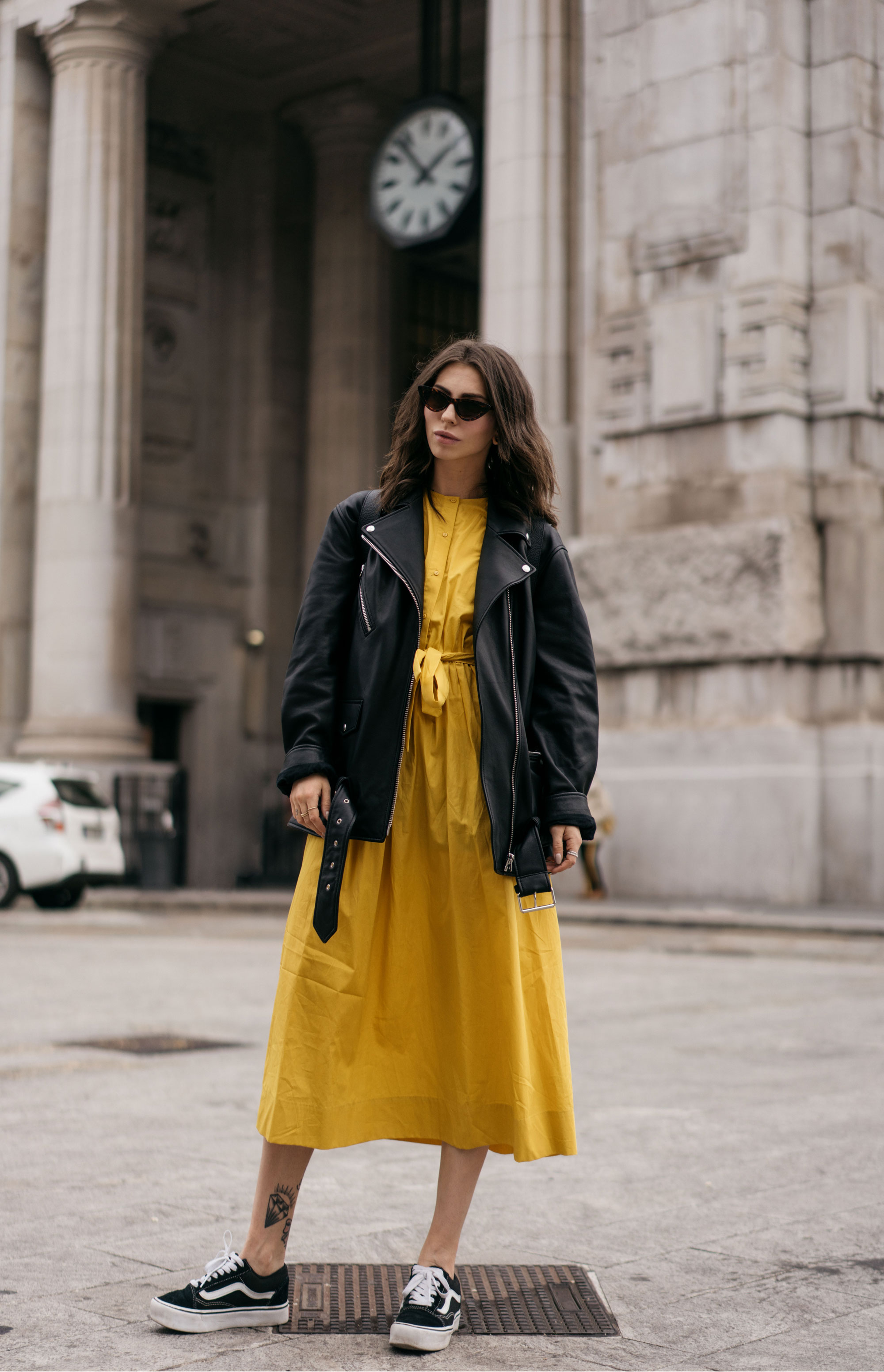 outfit | yellow | street style | business | party | casual | summer | dress | how to wear | all shades of yellow | editorial shooting | fashion | inspiration