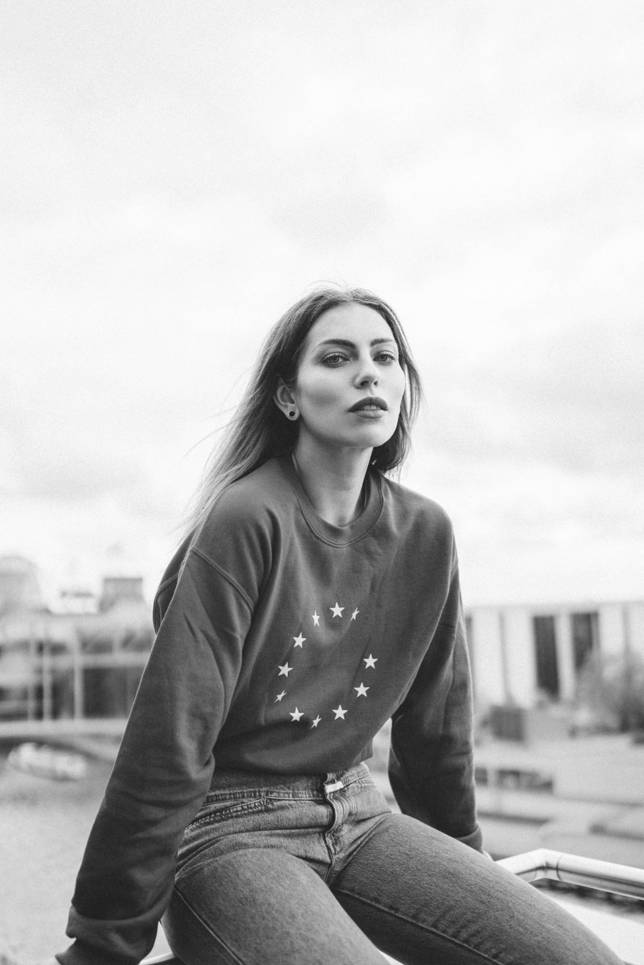 Masha Sedgwick | Europawahl 2019 | EU | Berlin | Europe Flag Sweater via König Souvenir | Berlin | Project Together