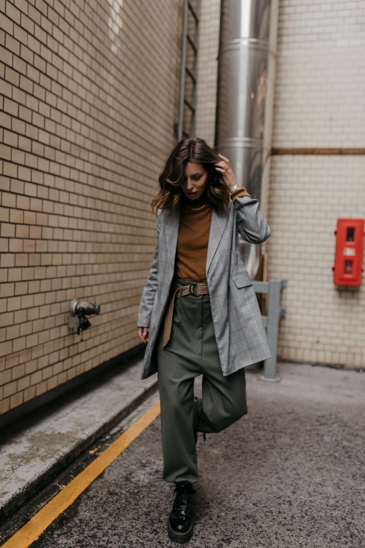 Streetstyle by Masha Sedgwick | Fashion blogger from Berlin, Germany | Everyday outfit inspiration, business casual looks, minimalistic, effortless cool | Outfit: grey checked Topshop blazer, mustard brown Uniqlo roll-neck,
khaki green military Munthe pants, 
black leather Dr.Martens boots #ootd