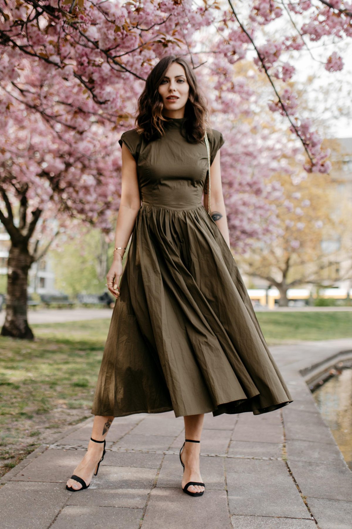 The Khaki  Midi-Dress